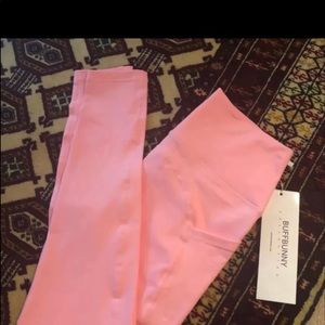 BuffBunny Leggings. Size Large